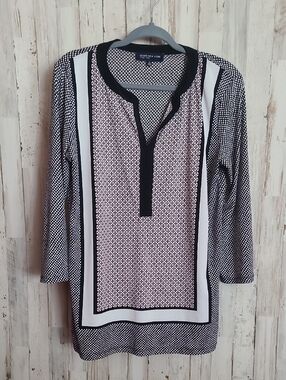 Jones New York Black & White Printed Tunic Top